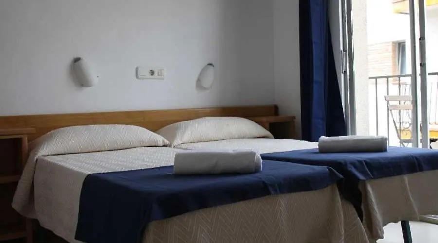 Hostal Sant Jordi Τόσα ντε Μαρ 2*,